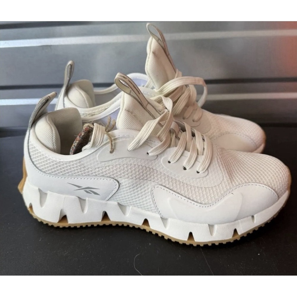 Reebok Zig Dynamica CLW Chalk/Grey/Gum Women's Size 9.5 New